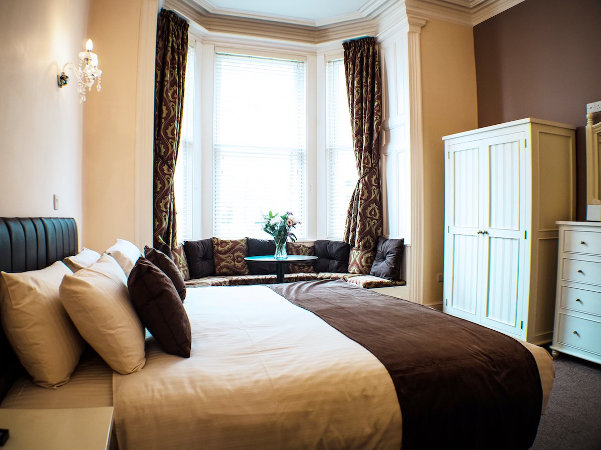 Large Family room | HQ Bar and Restaurant Isle of Man